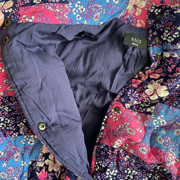 NWOT Floral Quilted Puffer Jacket - Picture 10 of 10